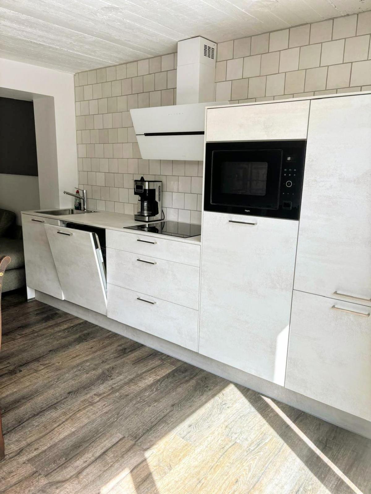 B&B Casa Roman & Vakantiewoning Voor 1 Pers Tot Max 32 Personen Zonhoven Екстер'єр фото