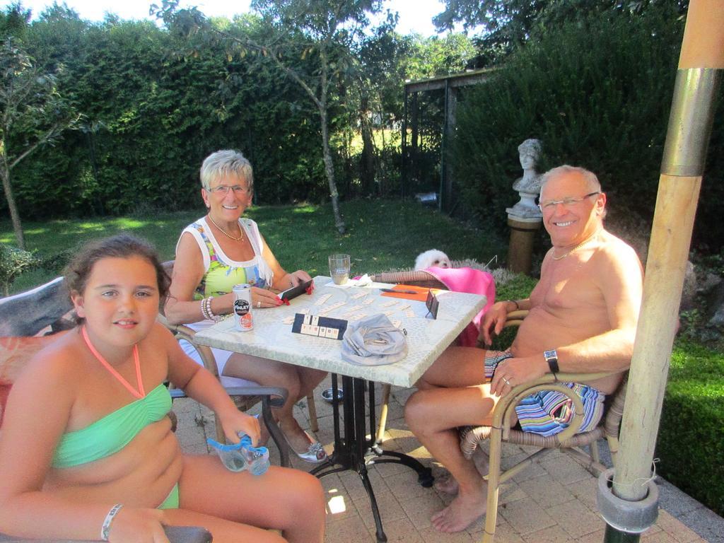 B&B Casa Roman & Vakantiewoning Voor 1 Pers Tot Max 32 Personen Zonhoven Екстер'єр фото