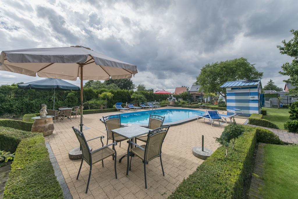B&B Casa Roman & Vakantiewoning Voor 1 Pers Tot Max 32 Personen Zonhoven Екстер'єр фото