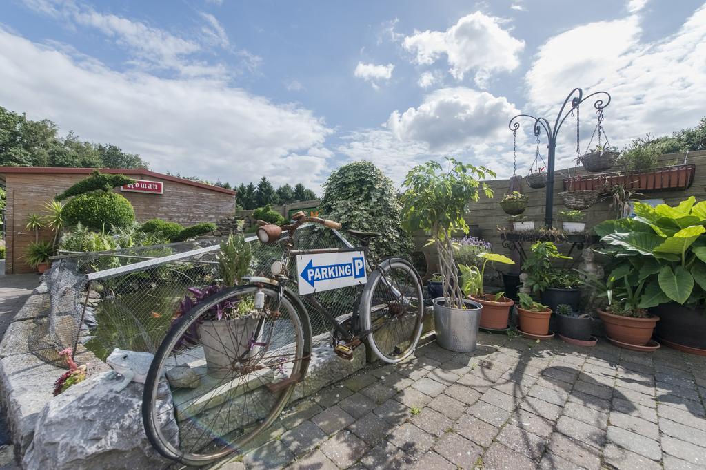 B&B Casa Roman & Vakantiewoning Voor 1 Pers Tot Max 32 Personen Zonhoven Екстер'єр фото